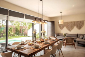 4Bed Luxury Villa with 2 Private Pools